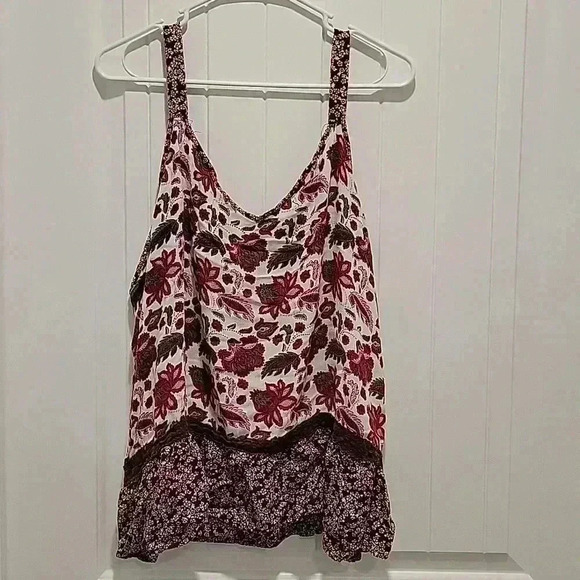 Maurices Floral Burandy Sleeveless Tank Top Size 2 - Picture 4 of 6